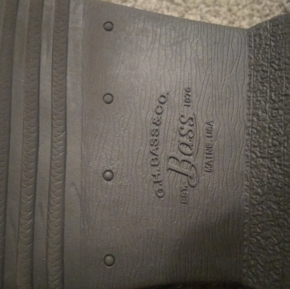 G.H. Bass & Co. Bass Shoe 12mens